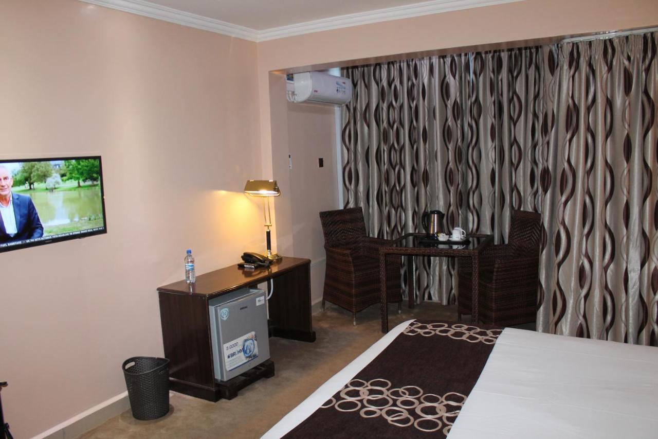 Airport Landing Hotel Nairobi Ngoại thất bức ảnh